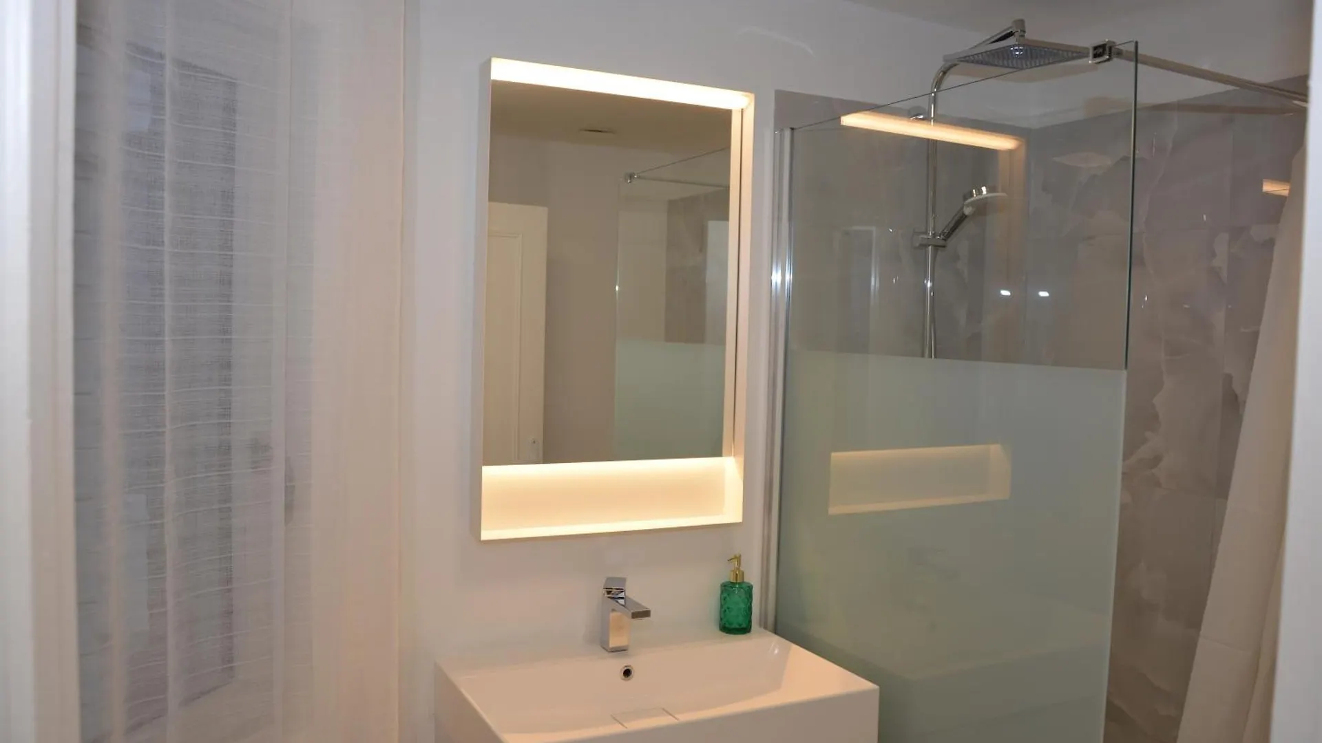 Appartement Maison Jacob - Hyper Centre - Maison Historique - Air Conditioning - Wifi Avignon France