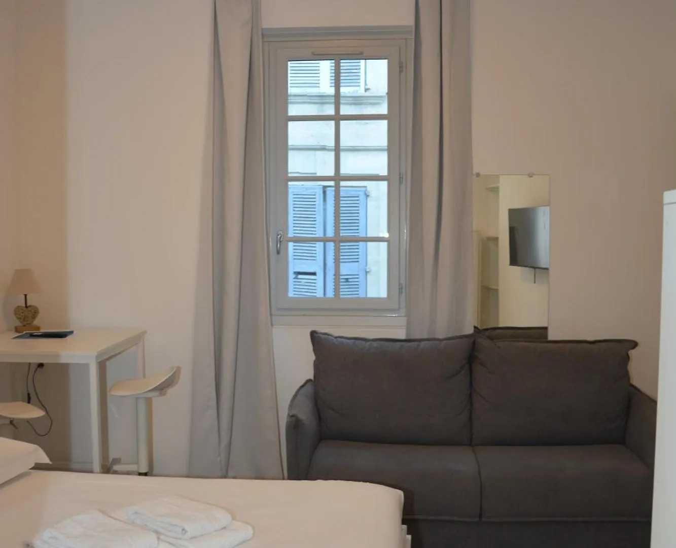 Maison Jacob - Hyper Centre - Maison Historique - Air Conditioning - Wifi Avignon France