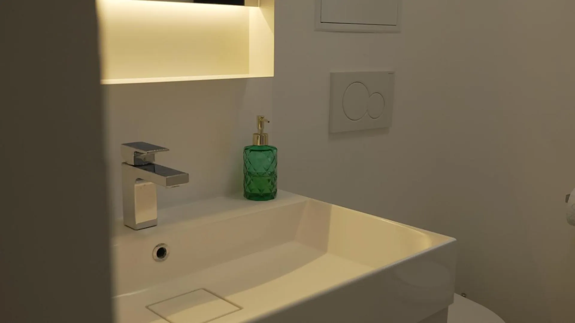 Maison Jacob - Hyper Centre - Maison Historique - Air Conditioning - Wifi Avignon 0*,